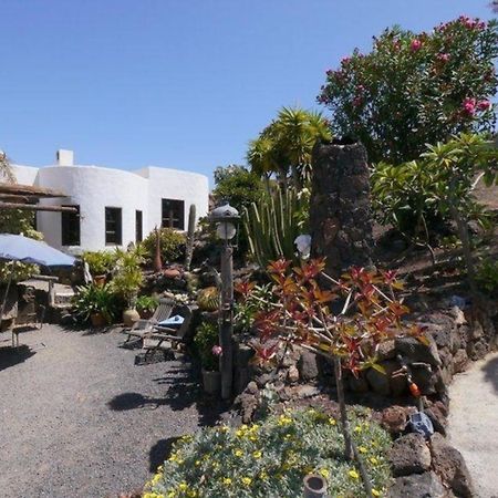 Ferienhaus In Guatiza Mit Gemeinsamem Pool Экстерьер фото